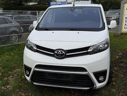 Weiß Gebraucht 2022 Toyota Proace Verso Comfort Kombi | 22.999 € (Etwas zu teuer)