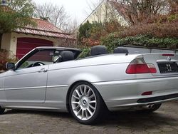 Titansilber Gebraucht 2001 BMW 320 Cabriolet Sport Line Cabrio | 3.890 € (Superpreis)