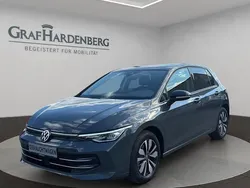 Grau Gebraucht 2024 VW Golf VIII Goal Limousine | 30.980 € (Superpreis)
