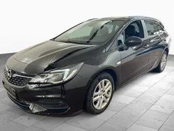 Schwarz Gebraucht 2022 Opel Astra Kombi | 15.890 € (Guter Preis)