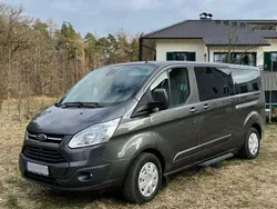 Grau Gebraucht 2015 Ford Tourneo Custom Van / Kleinbus | 22.500 €