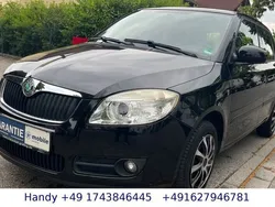 Schwarz magic perleffekt Gebraucht 2008 Skoda Fabia Ambiente Limousine | 3.990 € (Fairer Preis)