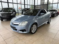 Blau Gebraucht 2005 Opel Tigra Enjoy Cabrio | 2.980 € (Etwas zu teuer)