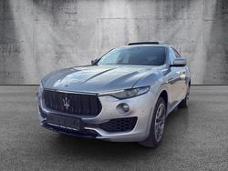 Grau Gebraucht 2018 Maserati Levante SUV | 42.990 € (Fairer Preis)