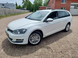Oryxweiß perlmutteffekt Gebraucht 2015 VW Golf VII Kombi | 8.400 € (Guter Preis)