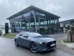 Grau Gebraucht 2024 Mazda 3 Exclusive-Line Limousine | 26.990 € (Fairer Preis)