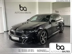 Saphirschwarz met. Gebraucht 2024 BMW 540 M Sport Kombi | 70.850 €