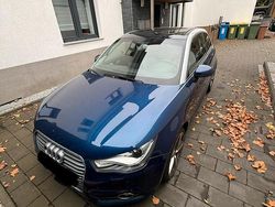Blau Gebraucht 2012 Audi A1 Ambiente Kleinwagen | 6.499 € (Fairer Preis)