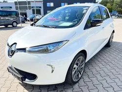 Weiß Gebraucht 2017 Renault Zoe Intens Kleinwagen | 4.890 € (Guter Preis)