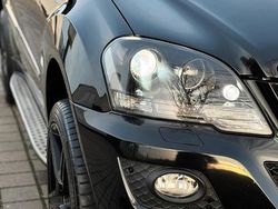 Schwarz Gebraucht 2009 Mercedes ML320 SUV | 12.500 € (Teuer)