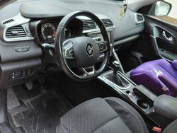 Rot Gebraucht 2017 Renault Kadjar Life SUV | 12.000 € (Etwas zu teuer)