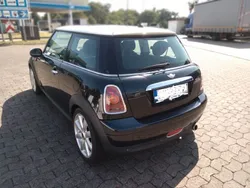 Weiß Gebraucht 2007 Mini Cooper Kleinwagen | 9.000 €