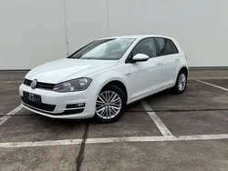 Weiß Gebraucht 2014 VW Golf VII Cup Limousine | 7.990 € (Guter Preis)
