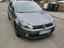 Grau Gebraucht 2012 VW Golf VI Kombi | 5.000 € (Fairer Preis)