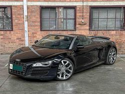 Schwarz Gebraucht 2010 Audi R8 Spyder Cabrio | 79.950 € (Fairer Preis)