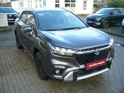 Titan dark gray Gebraucht 2024 Suzuki SX4 S-Cross Comfort SUV | 26.990 € (Etwas zu teuer)