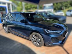 Blau Gebraucht 2023 Ford Focus ST-Line X Kombi | 26.490 € (Fairer Preis)