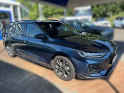 Blau Gebraucht 2023 Ford Focus ST-Line X Kombi | 26.990 € (Etwas zu teuer)