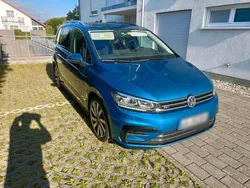Blau Gebraucht 2017 VW Touran R-line Van / Kleinbus | 20.000 € (Teuer)