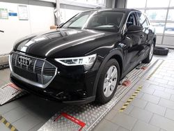 Brillantschwarz Gebraucht 2022 Audi e-tron SUV | 26.450 € (Superpreis)