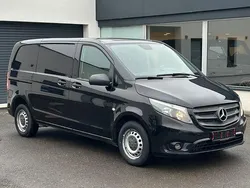 Schwarz Gebraucht 2016 Mercedes Vito Van / Kleinbus | 10.700 € (Fairer Preis)