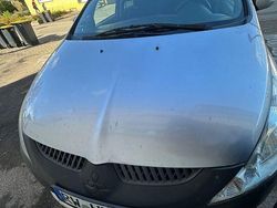 Silber Gebraucht 2008 Mitsubishi Grandis Van / Kleinbus | 800 € (Guter Preis)