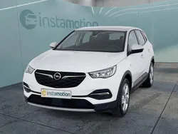 Weiß Gebraucht 2021 Opel Grandland X SUV | 21.749 € (Fairer Preis)