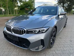 Grau Gebraucht 2024 BMW 330 M Sport Kombi | 36.850 € (Superpreis)