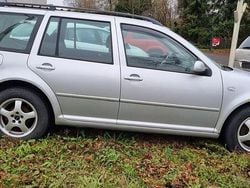 Silber Gebraucht 2003 VW Golf IV Kombi | 1.500 € (Superpreis)