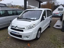 Weiß Gebraucht 2015 Citroën Jumpy Exclusive Van / Kleinbus | 15.990 € (Fairer Preis)