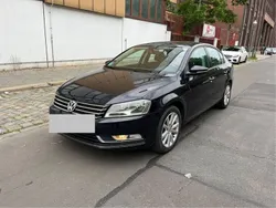 Schwarz Gebraucht 2011 VW Passat Limousine | 5.899 € (Guter Preis)