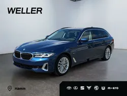 Blau Gebraucht 2022 BMW 520 Luxury Line Kombi | 35.480 € (Etwas zu teuer)