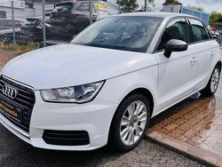 Weiß Gebraucht 2015 Audi A1 Sportback Kleinwagen | 8.990 € (Guter Preis)