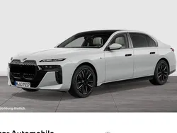 Schwarz Gebraucht 2024 BMW 740 M Sport Limousine | 112.900 €