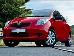 Rot Gebraucht 2008 Toyota Yaris Kleinwagen | 2.900 € (Fairer Preis)