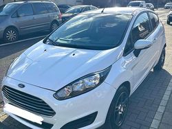 Weiß Gebraucht 2013 Ford Fiesta SYNC Edition Coupé | 3.500 € (Fairer Preis)