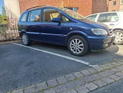 Blau Gebraucht 2005 Opel Zafira Van / Kleinbus | 1.950 € (Guter Preis)