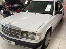 Weiß Gebraucht 1991 Mercedes 190 Limousine | 9.500 €