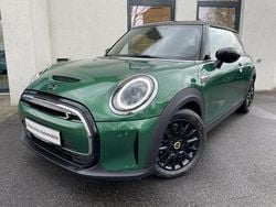 Grün Gebraucht 2022 Mini Cooper SE Classic Kleinwagen | 17.440 € (Guter Preis)