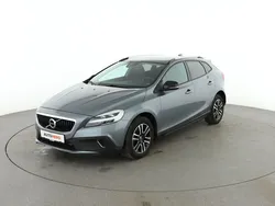 Grau Gebraucht 2018 Volvo V40 CC Plus Kombi | 15.860 € (Etwas zu teuer)