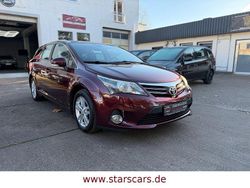 Rot Gebraucht 2012 Toyota Avensis Life Kombi | 11.450 € (Teuer)