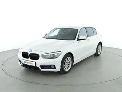 Weiß Gebraucht 2018 BMW 118 Sport Line Kleinwagen | 16.290 € (Fairer Preis)