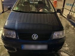 Blau Gebraucht 2001 VW Polo Kleinwagen | 800 € (Guter Preis)