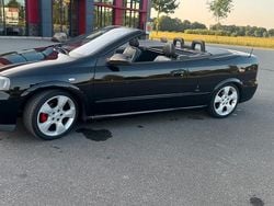 Schwarz Gebraucht 2001 Opel Astra Cabriolet Cabrio | 1.850 € (Fairer Preis)