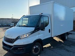 Weiß Gebraucht 2022 Iveco Daily | 34.510 €