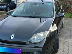 Schwarz Gebraucht 2010 Renault Laguna III Kombi | 4.600 € (Fairer Preis)
