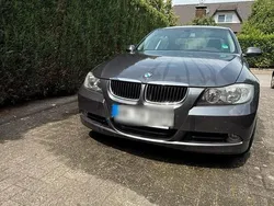 Grau Gebraucht 2006 BMW 318 Limousine | 4.800 € (Fairer Preis)