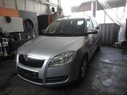 Silber Gebraucht 2009 Skoda Roomster Style Van / Kleinbus | 7.490 € (Teuer)