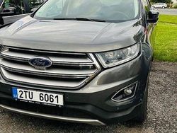 Grau Gebraucht 2016 Ford Edge SUV | 11.300 €