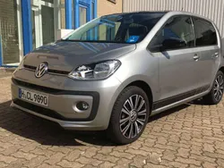 Grau Gebraucht 2018 VW up! high up! Kleinwagen | 12.900 € (Fairer Preis)